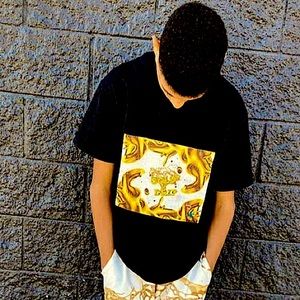 Gold Drip Men’s T-Shirt